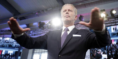 Mitterlehner mit 99,1 % zum ÖVP-Chef gekürt