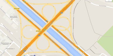 A4: 48-Tonnen-Lkw blockierte Auffahrt