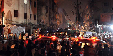 Bombenanschlag in Karachi: Mehr als 50 Tote