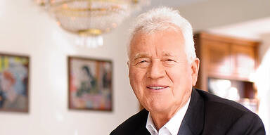 Frank STRONACH