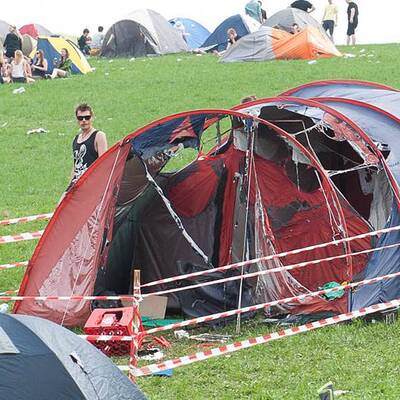 Gasgriller explodiert: 4 Verletzte