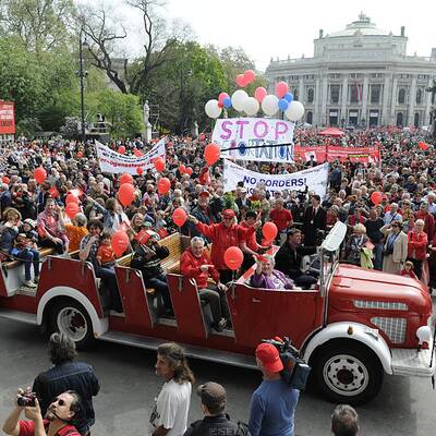 Zehntausende feiern SPÖ-Maiaufmarsch
