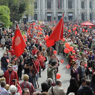 Zehntausende feiern SPÖ-Maiaufmarsch