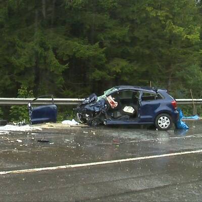 3 Tote nach schwerem Crash 