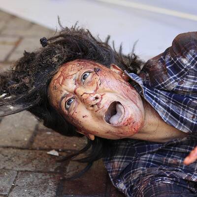 Mindestens 15 Menschen im Kugelhagel getötet