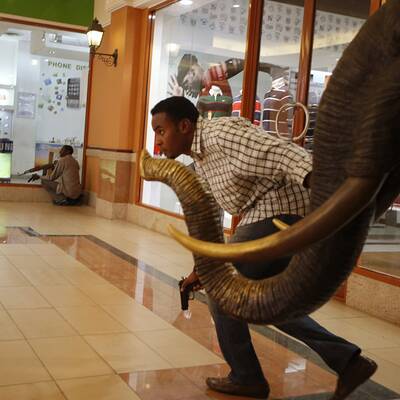 Mindestens 15 Menschen im Kugelhagel getötet