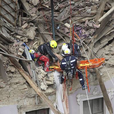 Wohnhaus in Wien nach Explosion eingestürzt
