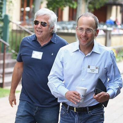 Robert Kraft (72, l.) und Jonathan Kraft (59)