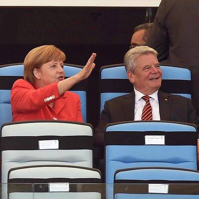 So jubeln Merkel & Gauck