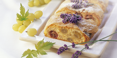Weintraubenstrudel