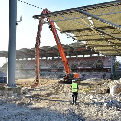 Hier wird das Hanappi-Stadion abgerissen