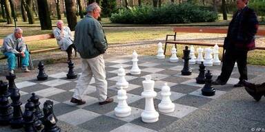 Auch im Alter geistig rege sein