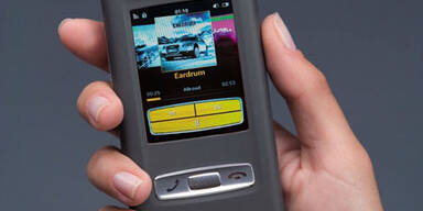 Audi zeigt neues multifunktionales Autotelefon