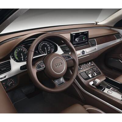 Hybrid-Version des Audi A8