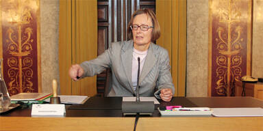 Eklat im U-Ausschuss: 1. Zeuge sagte ab