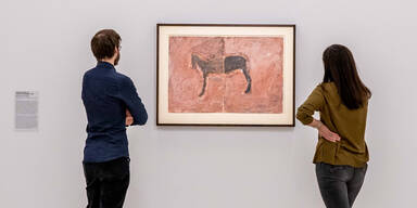 Monumentale Pferdebilder in der Kunsthalle Krems