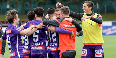 Austria Wien jubelt über ein Tor im Europacup-Play-off gegen den WAC