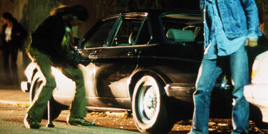 Teenies klauten teuren BMW und machten Spritztour