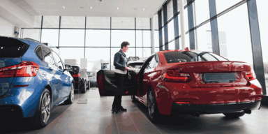 Auto-Verk&auml;ufe brachen im Februar um ein F&uuml;nftel ein