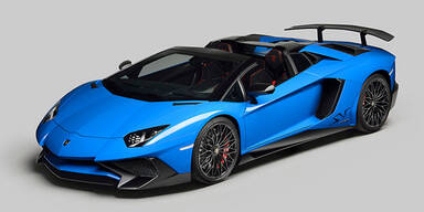 Aventador Superveloce auch als Roadster