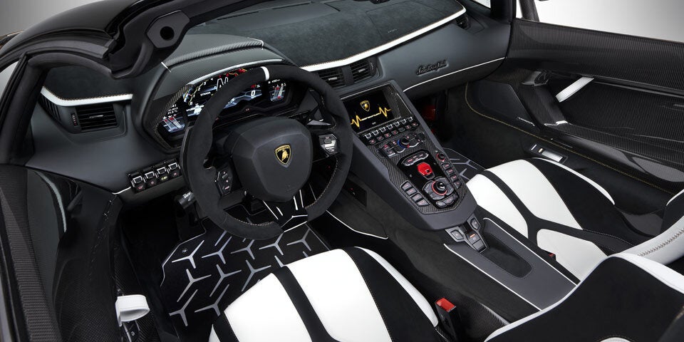 Aventador SVJ Roadster schafft über 350 km/h