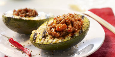 Avocado mit Thunfisch