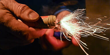 B&ouml;ller-Unfall: Wiener sprengte sich Teile der Hand weg | Die Bilanz der Silvesternacht