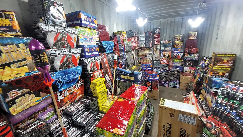 Illegale Böller: Verkauf aus dem Container