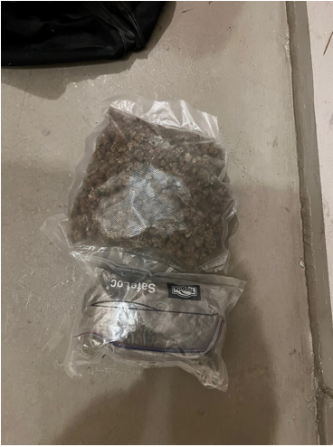 Drogen- Waffenhandel