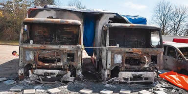 Parkplatzfrust: Wiener (19) fackelte LKWs ab