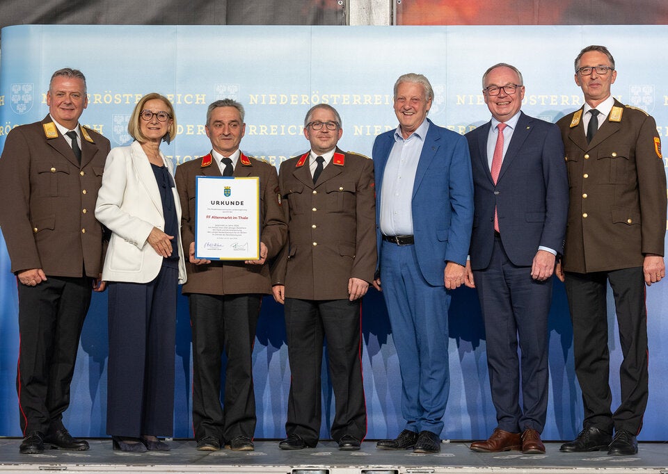 Niederösterreich feiert seine Feuerwehr-Helden