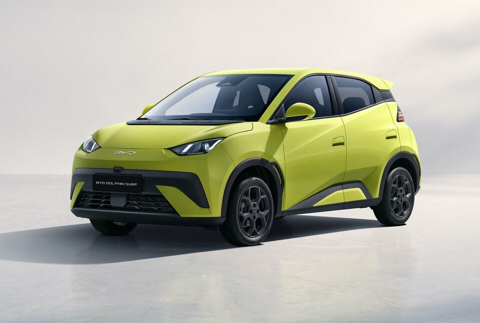 LxBxH: 3.990 x 1.720 x 1.590 mm, 2.500 mm Radstand. 