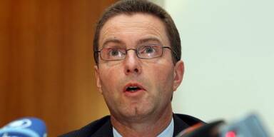 B&ouml;ttcher schraubt Kapazit&auml;ten und Preise zur&uuml;ck