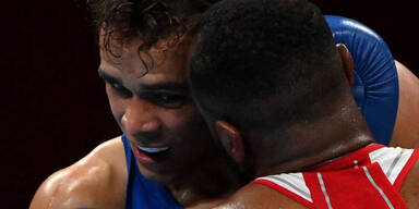 Boxer nach brutaler Bei&szlig;-Attacke disqualifiziert
