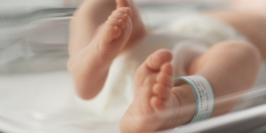 "Totes" Baby erwacht bei Beerdigung zum Leben