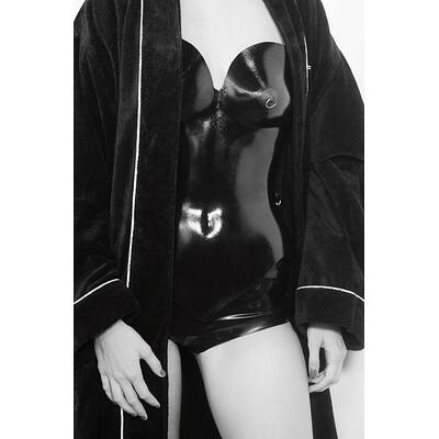 Gigi Hadid bem Making OfHeiße Ladys im Pirelli-Kalender