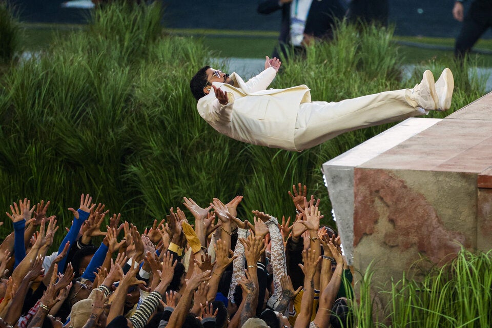 Chart-Hammer: Bad Bunny schafft nach Super Bowl bei uns doppelte Nummer 1