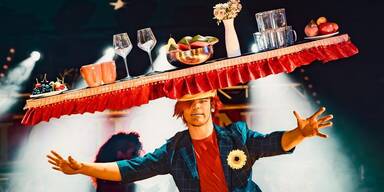 Balanceakt im Circus Louis Knie