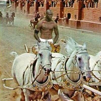 Balotelli-Posen sind der Renner im Internet