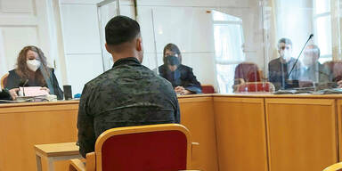 Bank&uuml;berfall bei Radltour  in Linz | Beute als Rettung aus ''Pechstr&auml;hne''