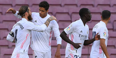 Real schaltet Barca im Krisen-Cl&aacute;sico aus