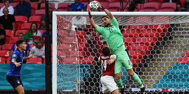 ÖFB-Star Baumgartner prallt mit Italien-Star Donnarumma zusammen