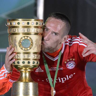 So feiern die Bayern den Pokal-Titel