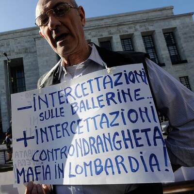 Prozess gegen Berlusconi vertagt