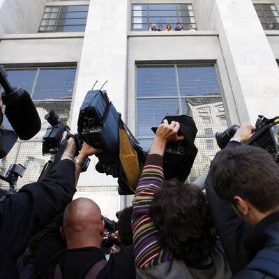 Prozess gegen Berlusconi vertagt