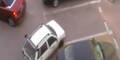Lustiger Parkplatz-Raub!