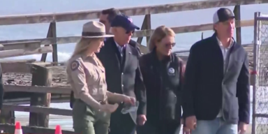 Biden besucht Unwetter-betroffene Gebiete.png