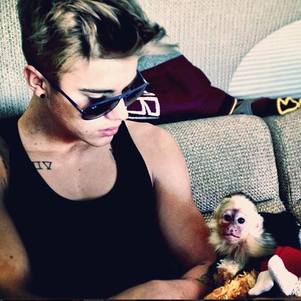 Justin Bieber mit Affe