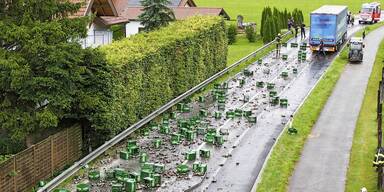 Bierkisten OÖ verstreut Zitronen-Radler