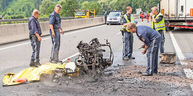Biker verbrennt auf A1 Westautobahn